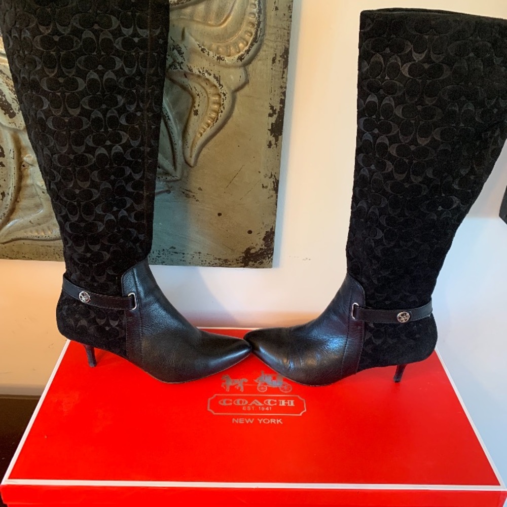 Authentic Coach Black Boots - Picture 3 of 3